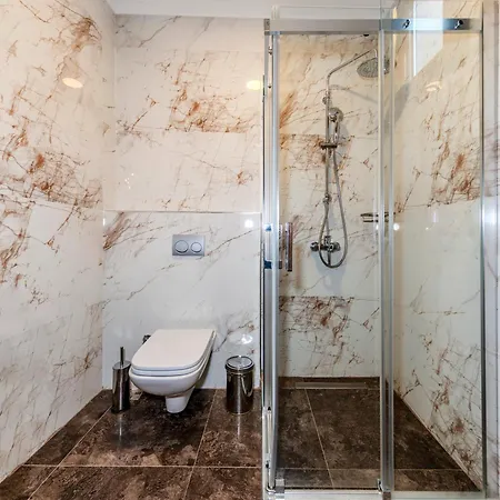Apartment Elmoria Pera In Istanbul